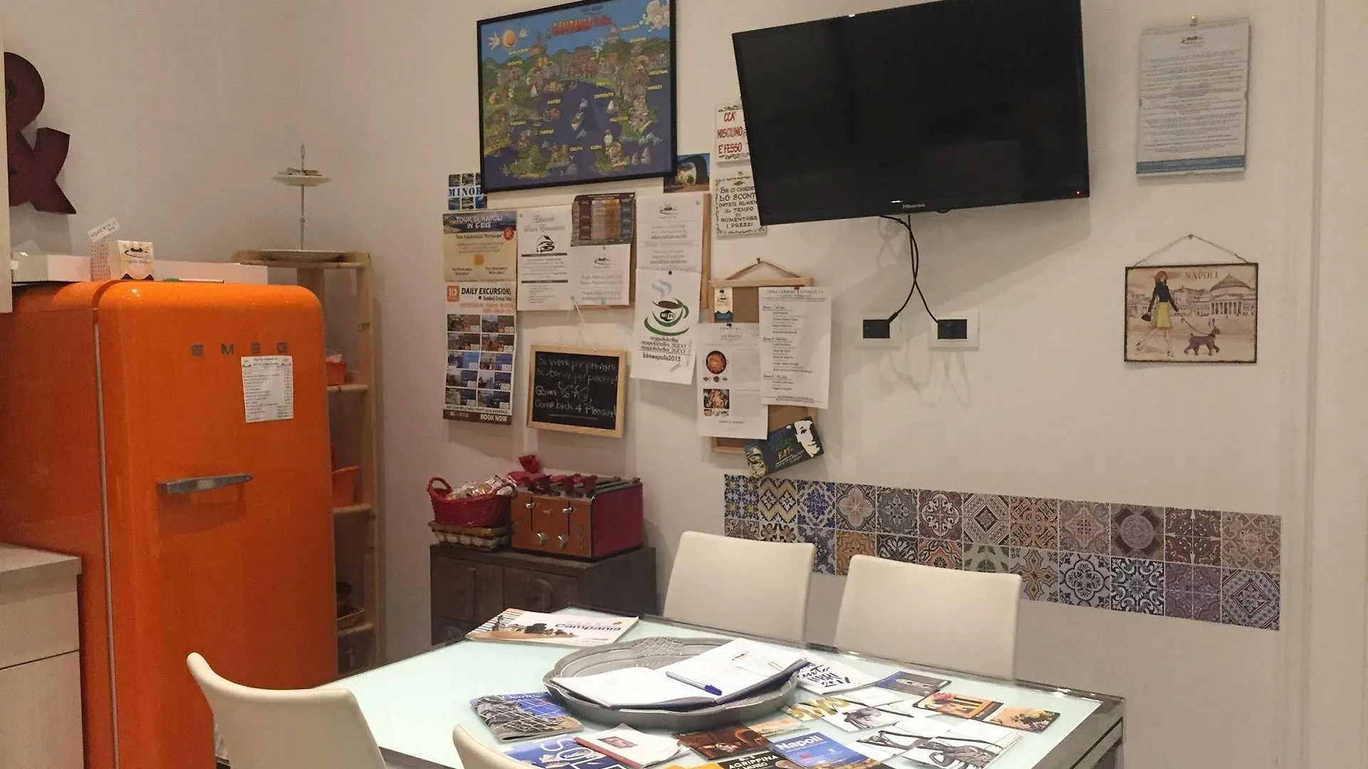 Nocleg ze śniadaniem B&B Neapolis Bellini