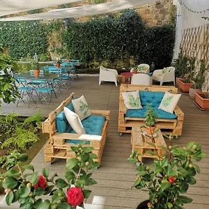 Borgo Vergini Garden ** Naples