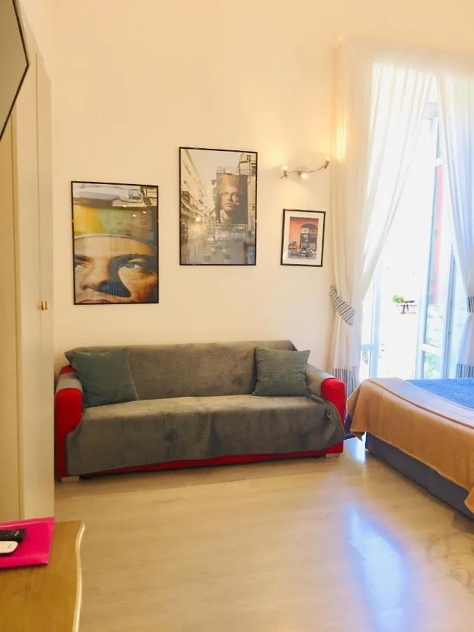 B&B Neapolis Bellini 2*, Nápoly Olaszország