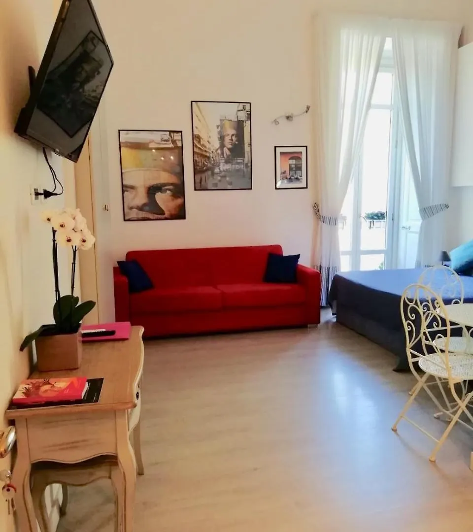 B&B Neapolis Bellini 2*, Nápoly
