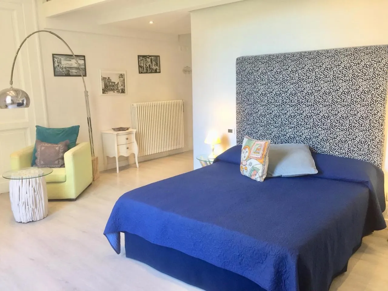 ** Panzió B&B Neapolis Bellini Olaszország